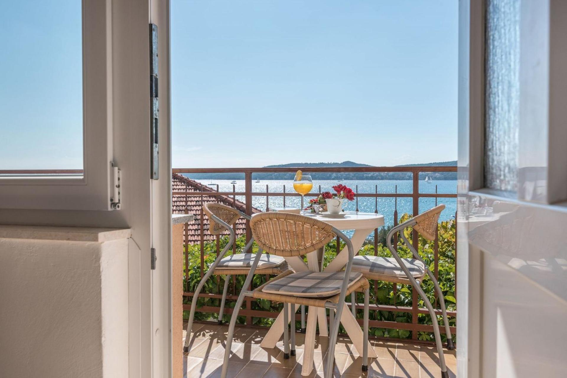 Apartments Vin Trogir Exterior foto